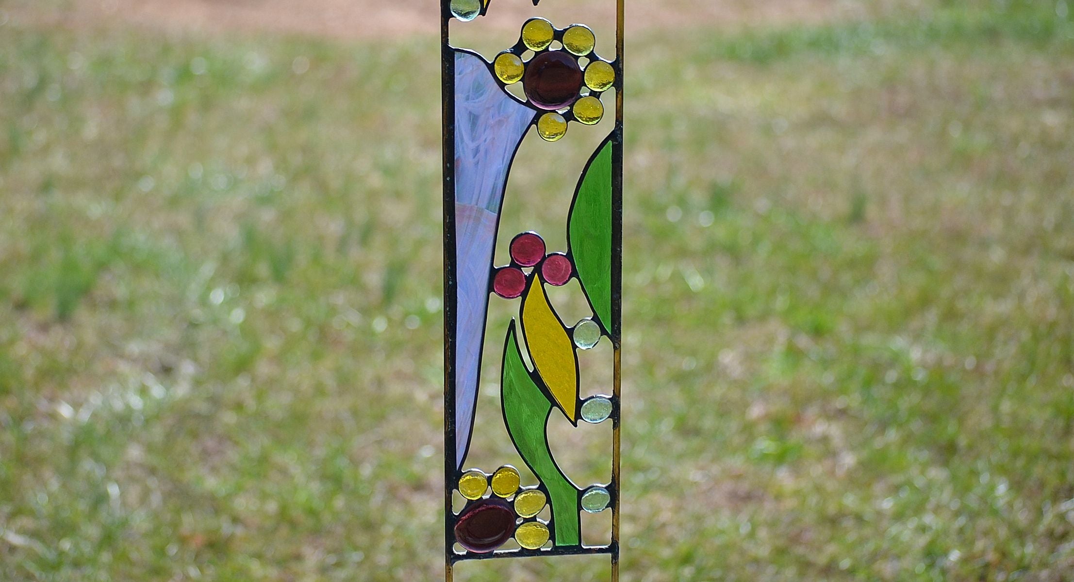 Glass Flower Yard Art Stained Glass Garden Sculpture. &quot;Flower Blooms&quot;