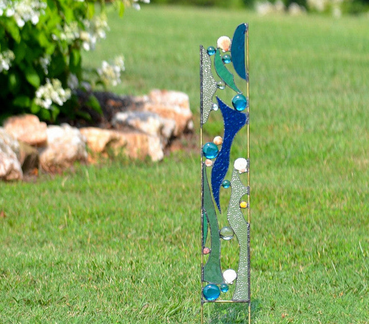 Stained Glass Yard Art for Outdoor Garden Decoration. &quot;Beachcomber&