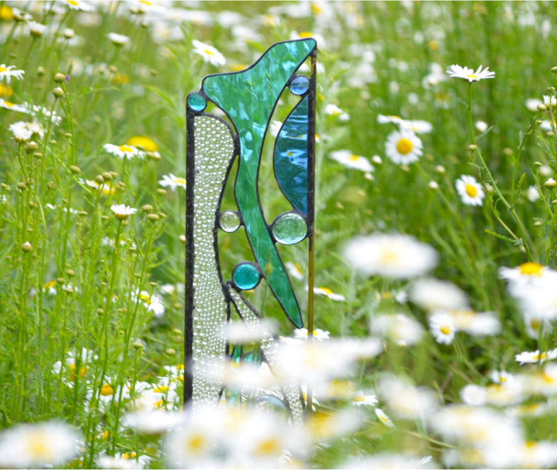 Outdoor Stained Glass Garden Art for Gift Ideas for Garden Lovers. Bubbling Spring&quot;