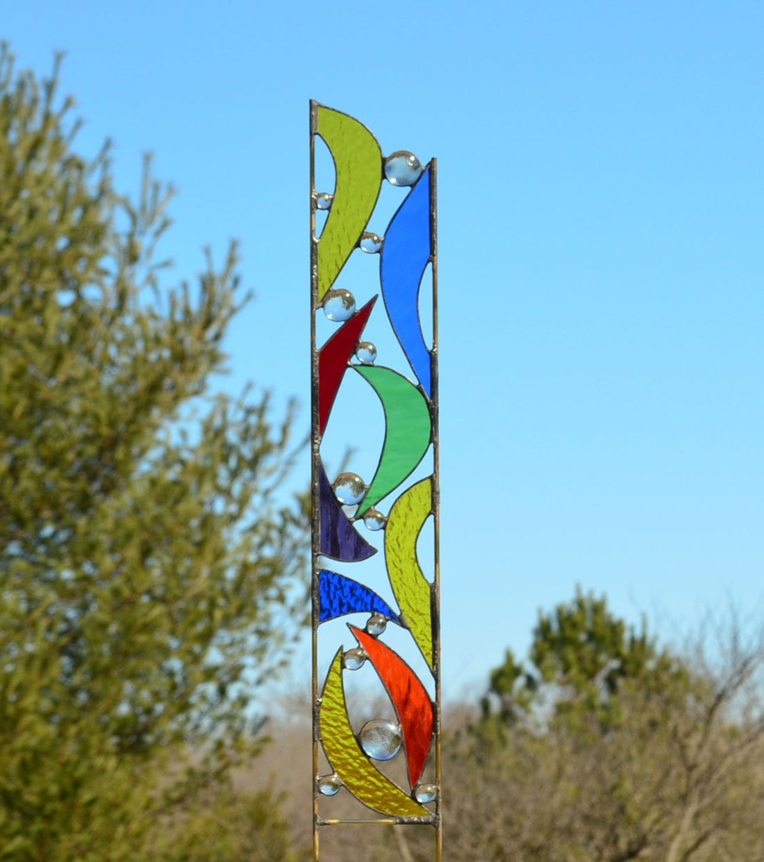 Stained Glass Garden Art in Vivid Colors for Outdoor Garden Decoration. &quot;Retro Rainbow&quot;