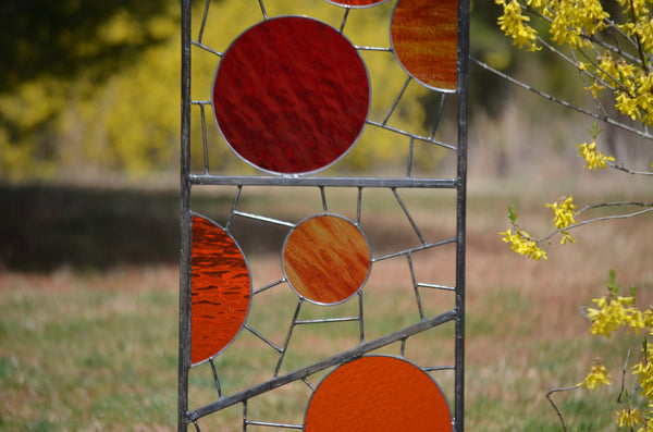tall garden art by Windsong Glass Studio