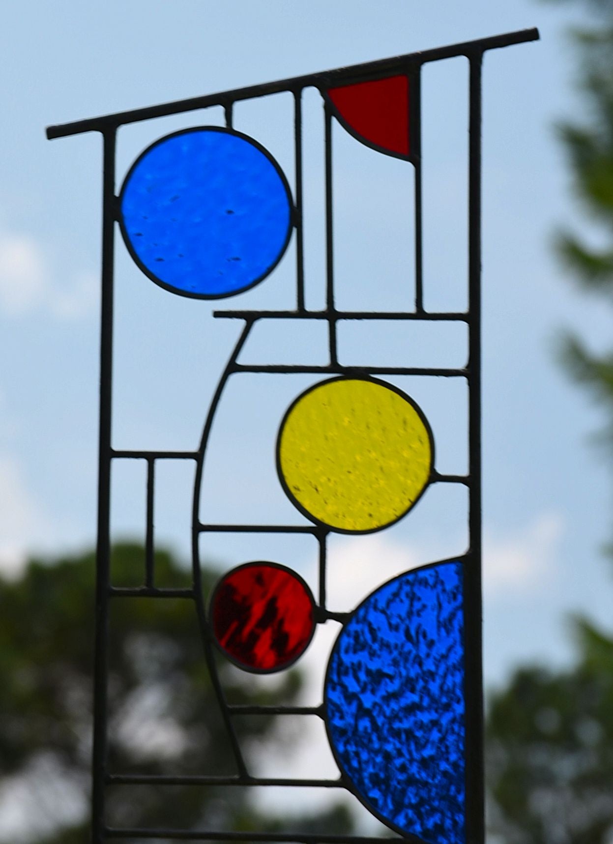 windsong glass studio Stained Glass Garden Sculptures